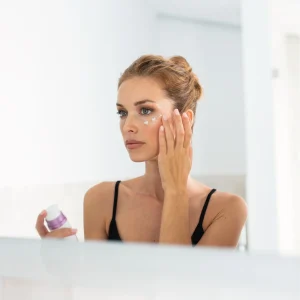 Melanyc Eyes — Крем для повік освітлюючий